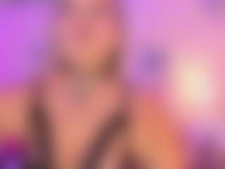 Live cam show with Queen S. - Cum In Pussy on studioflirtlive.com
