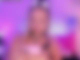 Queen S.'s Live Sex Cam Show
