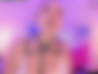 Queen S.'s Live Sex Cam Show