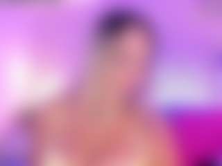 Queen S.'s Live Sex Cam Show