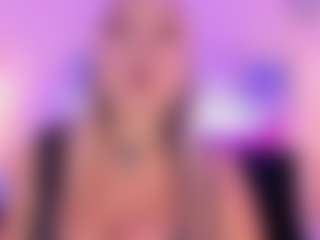 Queen S.'s Live Sex Cam Show