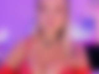 Live cam show with Queen S. - Blonde Hair on Camsoda