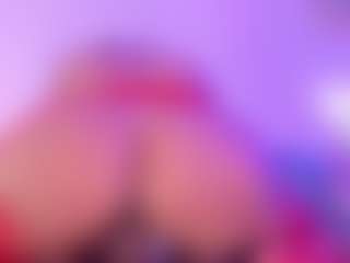 Queen S.'s Live Sex Cam Show
