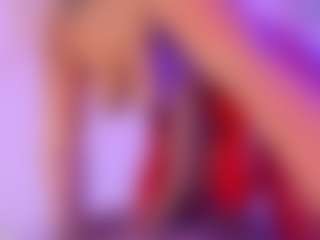 Queen S.'s Live Sex Cam Show
