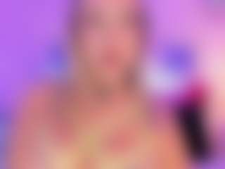 Queen S.'s Live Sex Cam Show