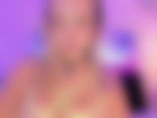 Queen S.'s Live Sex Cam Show