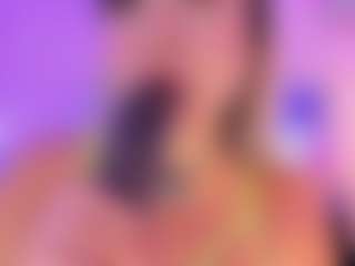 Queen S.'s Live Sex Cam Show