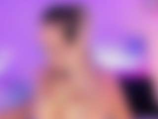 Queen S.'s Live Sex Cam Show