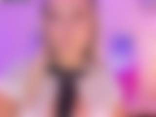 Queen S.'s Live Sex Cam Show
