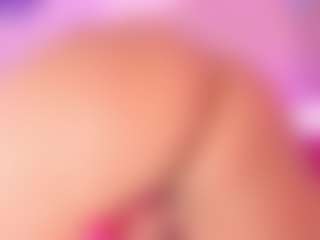 Queen S.'s Live Sex Cam Show