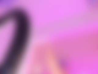 Queen S.'s Live Sex Cam Show
