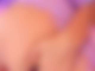 Queen S.'s Live Sex Cam Show