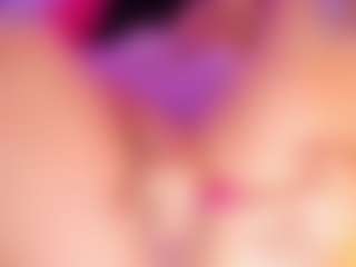 Queen S.'s Live Sex Cam Show