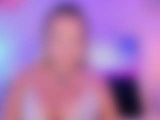 Live cam show with Queen S. - BBW on milfzrlive.com