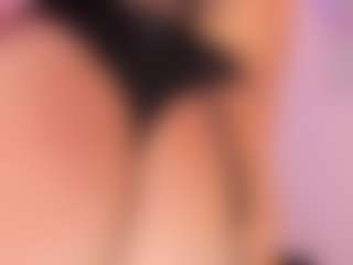Queen S.'s Live Sex Cam Show