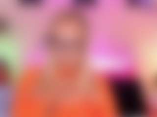 Queen S.'s Live Sex Cam Show
