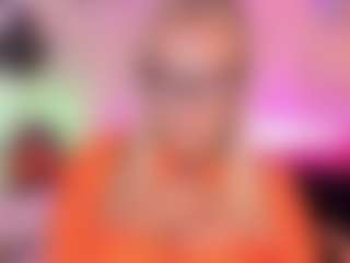 Queen S.'s Live Sex Cam Show