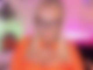 Queen S.'s Live Sex Cam Show