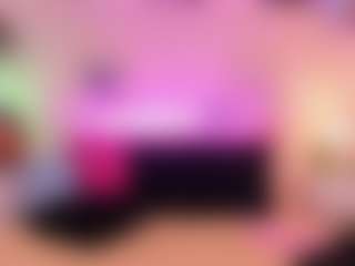 Queen S.'s Live Sex Cam Show