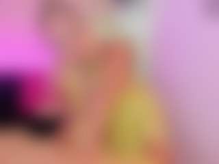 Queen S.'s Live Sex Cam Show