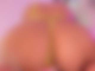 Queen S.'s Live Sex Cam Show