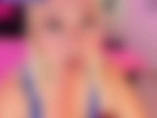 Queen S.'s Live Sex Cam Show