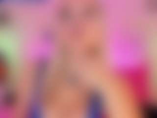 Live cam show with Queen S. - Squirt on xDating
