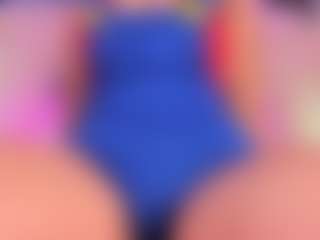 Queen S.'s Live Sex Cam Show