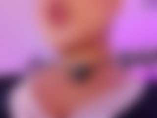 Queen S.'s Live Sex Cam Show