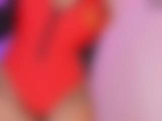 Queen S.'s Live Sex Cam Show