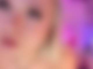 Queen S.'s Live Sex Cam Show