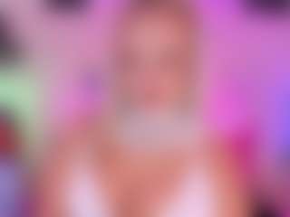 Queen S.'s Live Sex Cam Show