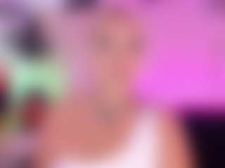 Queen S.'s Live Sex Cam Show