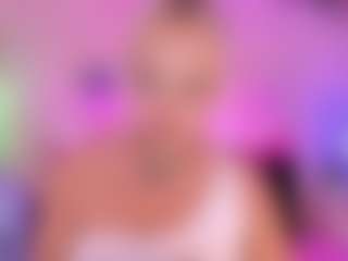 Queen S.'s Live Sex Cam Show