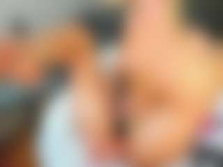 bella-sweeet's Live Sex Cam Show