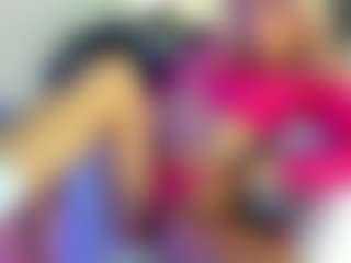 bella-sweeet's Live Sex Cam Show