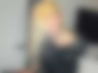 bella-sweeet's Live Sex Cam Show