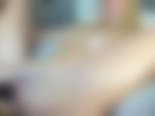 bella-sweeet's Live Sex Cam Show