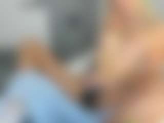 bella-sweeet's Live Sex Cam Show