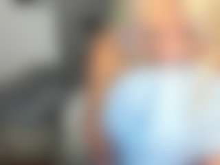 Live cam show with bella-sweeet - Shaved Pussy on Camsoda