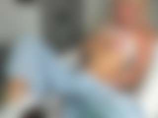 bella-sweeet's Live Sex Cam Show