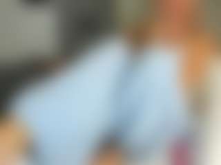 bella-sweeet's Live Sex Cam Show