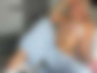 bella-sweeet's Live Sex Cam Show