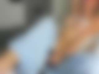 bella-sweeet's Live Sex Cam Show
