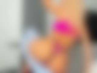 bella-sweeet's Live Sex Cam Show