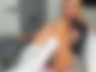 bella-sweeet's Live Sex Cam Show