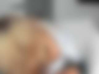 bella-sweeet's Live Sex Cam Show
