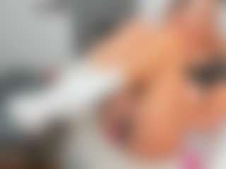 bella-sweeet's Live Sex Cam Show