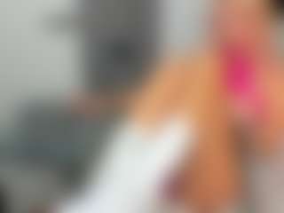 bella-sweeet's Live Sex Cam Show