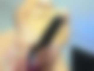bella-sweeet's Live Sex Cam Show